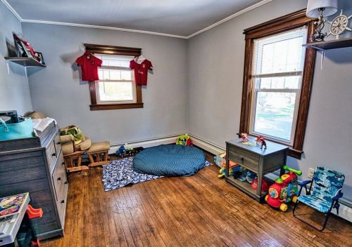 879 Pearce St, Fall River MA 02720-5926 exterior