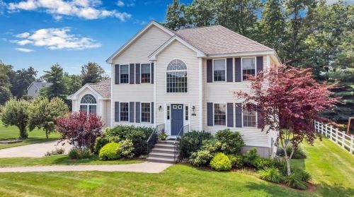 57 Cart Path Rd, Dracut, MA 01826-4289