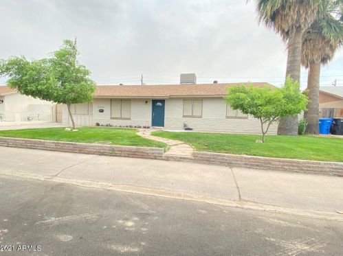 7015 Camelback Rd, Phoenix AZ  85033-1535 exterior