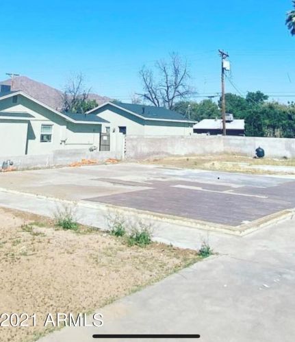 3417 44th Pl, Phoenix AZ 85050-6934 exterior