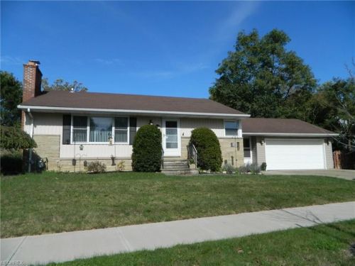 33355 Linden Dr, Cleveland, OH 44139-4113
