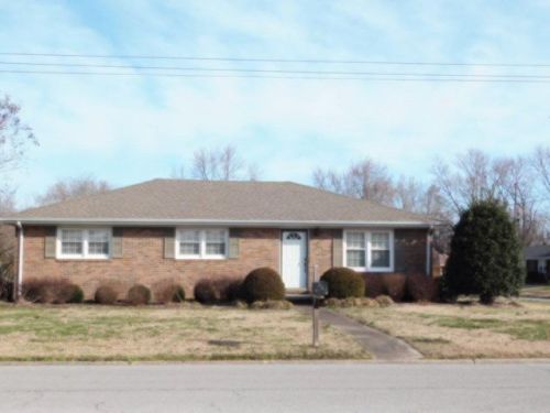 512 Holiday Park Dr, Hopkinsville, KY 42240-5326