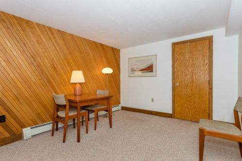 595 Randolph St, Canton MA 02021-1321 exterior