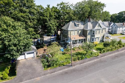 73 Tremont St, Taunton MA 02780-3083 exterior