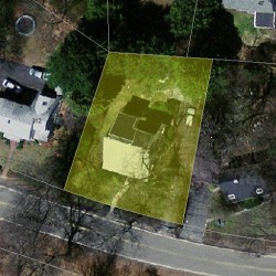 320 Quinobequin Rd, Newton MA 02468-2104 aerial view