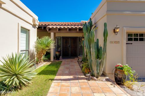 5427 26th St, Phoenix, AZ 85016-3638