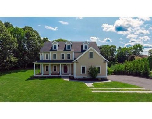 17 Pne Hl Rd, Southborough MA  01772-1338 exterior