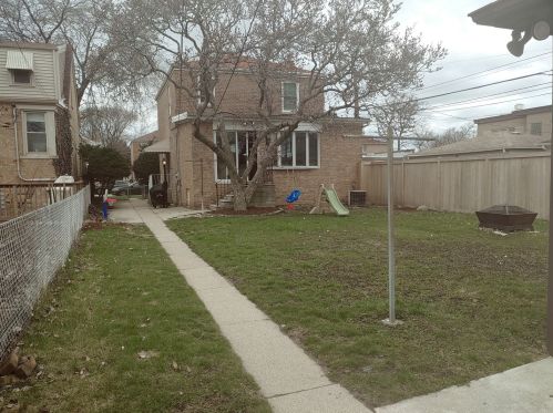 1613 Maple Ave, Forest View IL 60402-1546 exterior