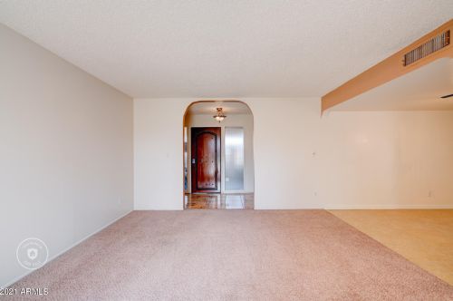 6243 Camelback Rd, Phoenix AZ 85033-1534 exterior