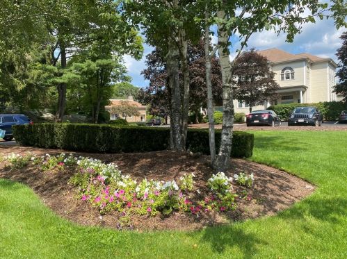 675 Pleasant St, Weymouth MA 02189-3213 exterior