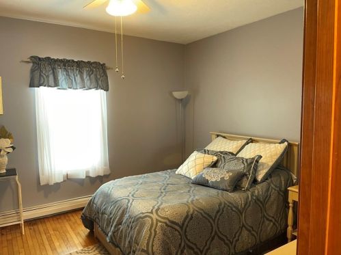 18 Ames St, Worcester MA 01610-2001 exterior