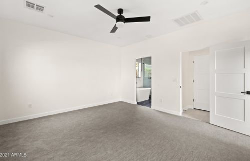 1038 Clarendon Ave, Phoenix AZ 85033-4119 exterior