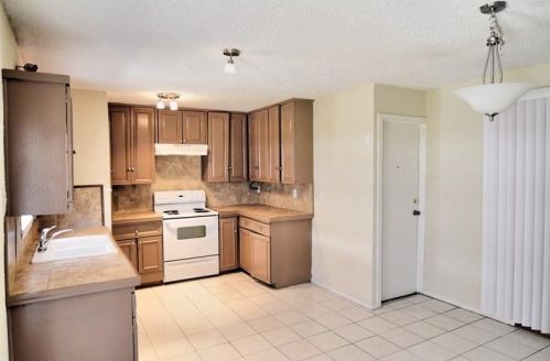 213 Springbranch Dr, Garland TX  75043-2331 exterior