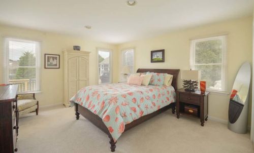 850 Falmouth Hwy, Falmouth MA 02540-2118 exterior