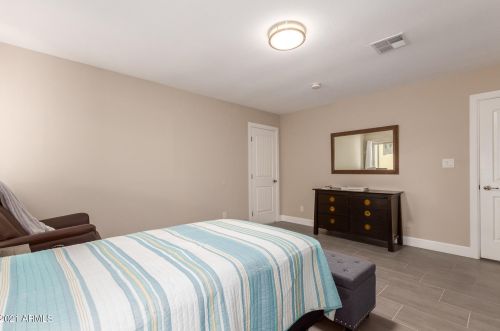 8007 7th Ave, Phoenix AZ  85021-5613 exterior