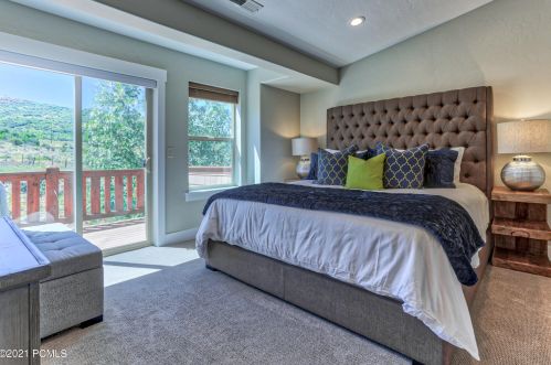 5627 Oslo Ln, Park City UT 84098-7708 exterior