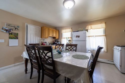 143 Lowell St, Methuen MA 01844-6825 exterior