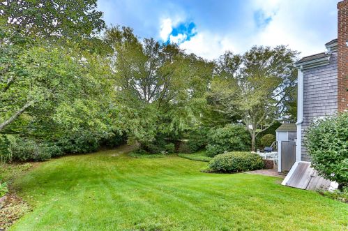 156 Chatham Bars Ave, Chatham MA 02633-2343 exterior