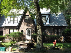 43 Holden Rd, Newton, MA 02465-1909