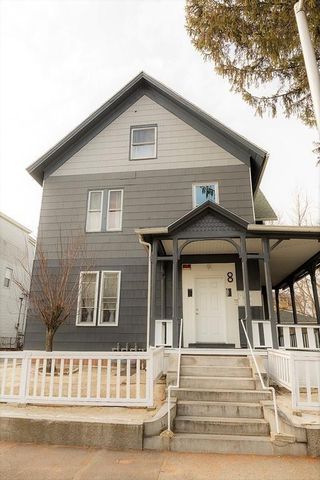 8 Merrick St, Worcester, MA 01609-1853