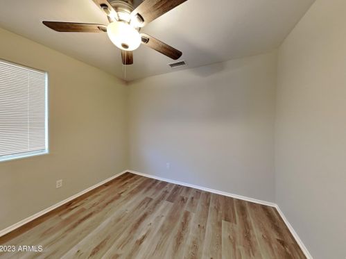 3214 Abraham Ln, Phoenix AZ  85027-2246 exterior