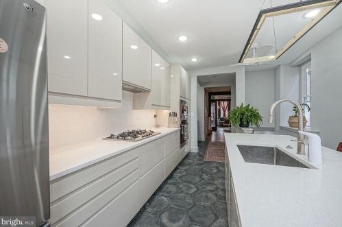 1614 16 St, Philadelphia PA 19121-3202 exterior