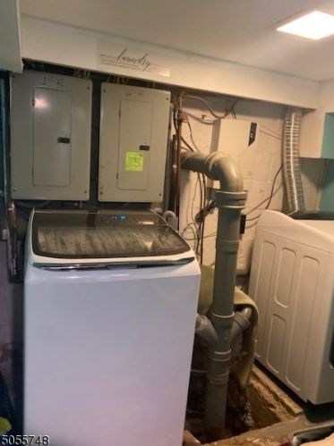 25 Columbus Ave, Belleville NJ 07109-2018 exterior