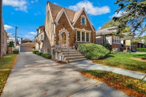 3540 Home Ave, Forest View, IL 60402-3330