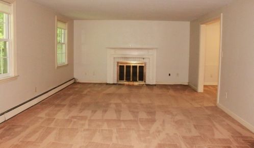 29 Aldridge Rd, Needham, MA 02492-2810