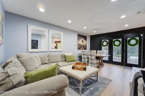 44 Buckingham Dr, Jackson Twp NJ 08527-2633 exterior