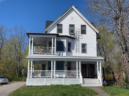 395 Weir St, Taunton, MA 02780-6219