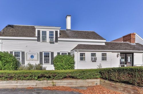 6 Munson Meeting, Chatham MA exterior