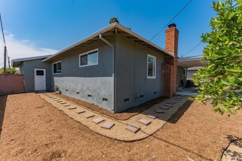 15541 Woodcrest Dr, Whittier CA  90604-3238 exterior