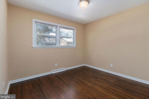 605 Washington Ave, West Deptford NJ 08096-3547 exterior