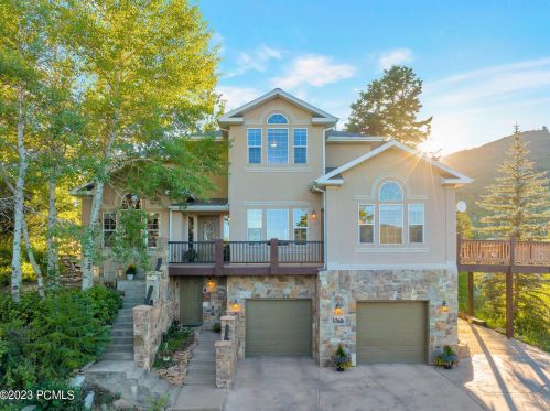 4365 Hidden Cv Rd, Park City UT 84098-4724 exterior