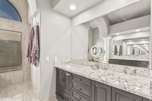 1149 Beverly Ln, Phoenix AZ 85032-3409 exterior