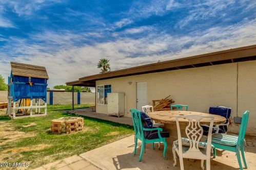 3202 Becker Ln, Phoenix AZ 85029-5140 exterior