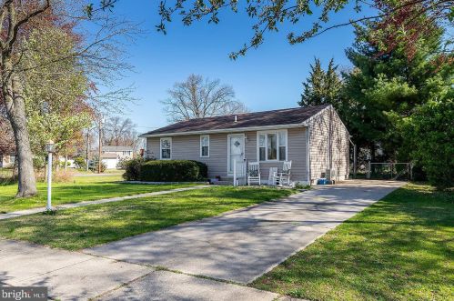 1133 Watson St, West Deptford, NJ 08086-3202