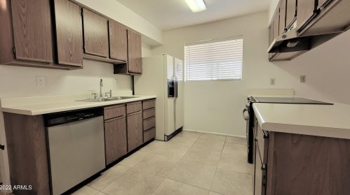 3418 Butler Dr, Phoenix AZ 85051-9019 exterior