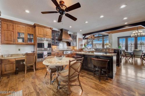 2870 Westview Trl, Park City UT 84098-6342 exterior