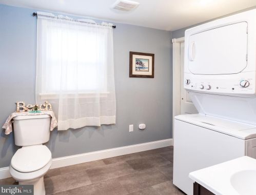 1366 Georgia Ave, West Deptford NJ 08093-1924 exterior