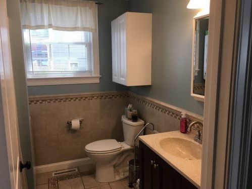 21 Pear St, Fall River MA 02720-5324 exterior