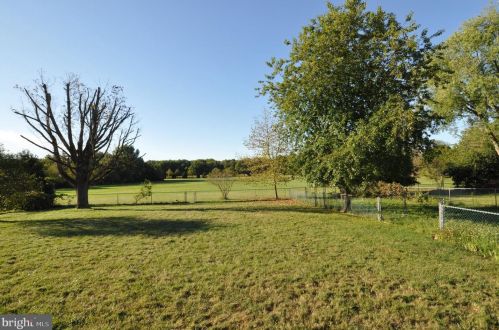 24854 Main St, Columbus NJ 08022-1339 exterior