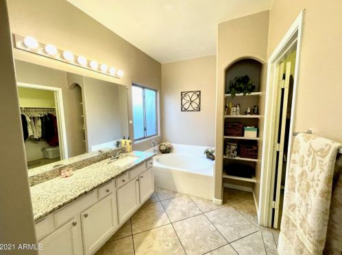 1620 80 Dr, Phoenix AZ 85033-3510 exterior