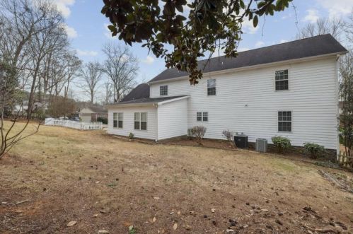 2544 Dukes Cir, Conyers GA  30013-1932 exterior