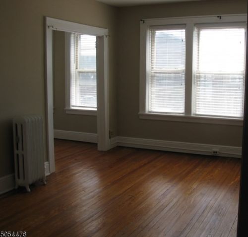 549 Washington Ave, Belleville NJ  07109-3333 exterior