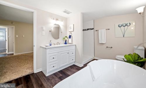 21 Williams Ave, West Deptford NJ  08096-5596 exterior