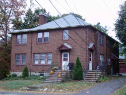 1667 Centre St, Newton, MA 02461-1521