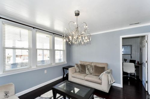 1319 Home Ave, Forest View IL 60402-1239 exterior