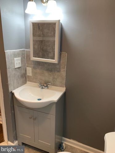 2238 Bancroft St, Philadelphia PA  19132-4420 exterior